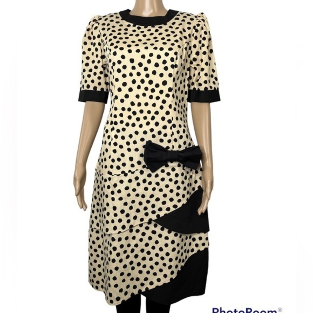 Unique vintage polka dot cotton dress by Vicky Vaughn. Size 10 Y2K preppy